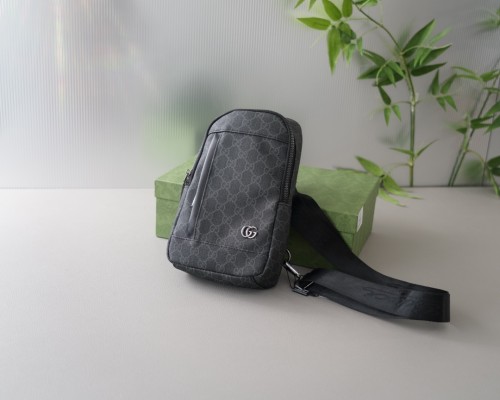 新作 Gucciグッチ コピー メンズショルダーバック