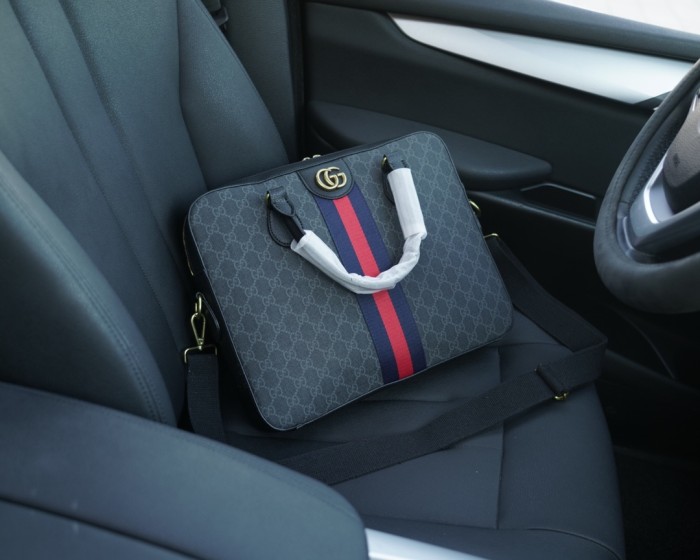 【話題商品！】Gucciグッチ コピー メンズハンドバック