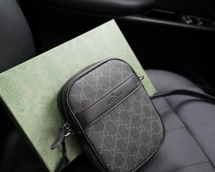 高品質 Gucciグッチ 偽物通販 メンズショルダーバック