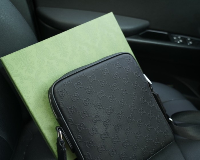 使い勝手良し Gucciグッチ スーパーコピー メンズショルダーバック