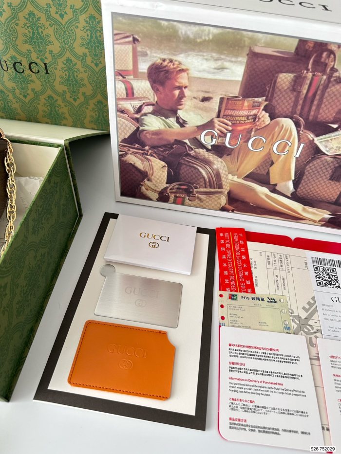 【話題商品！】Gucciグッチ スーパーコピー レディース ショルダーバック