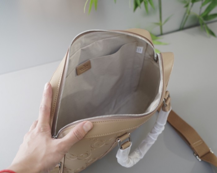 使い勝手良し Gucciグッチ コピーおすすめ メンズハンドバック