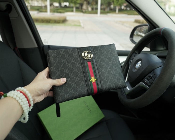 日本未入荷 Gucciグッチ スーパーコピーメンズハンドバック