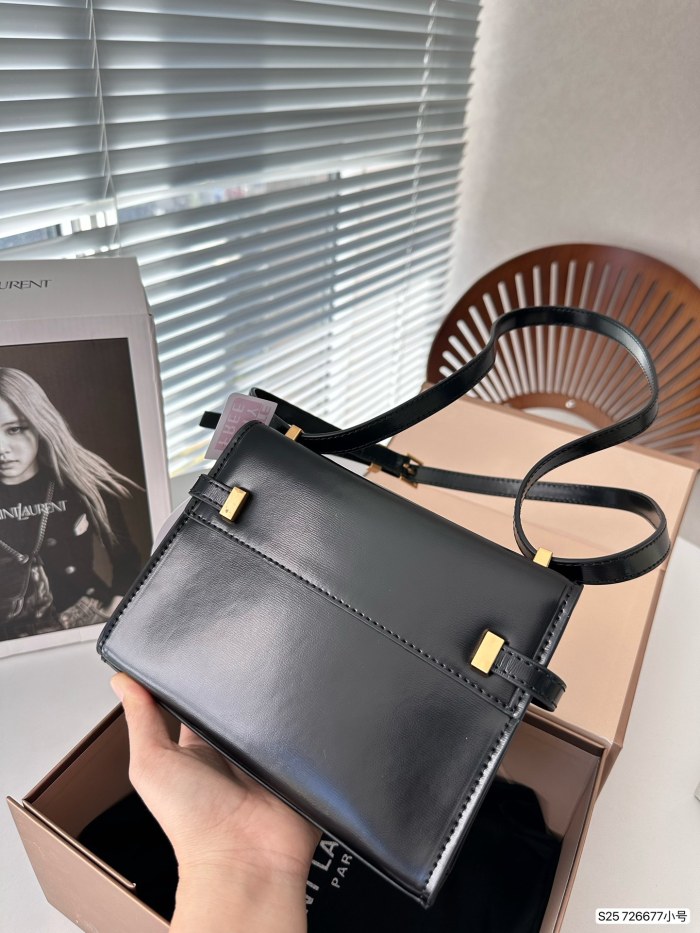 入手困難 YSLイヴ サンローラン コピーおすすめ ショルダーバッグ