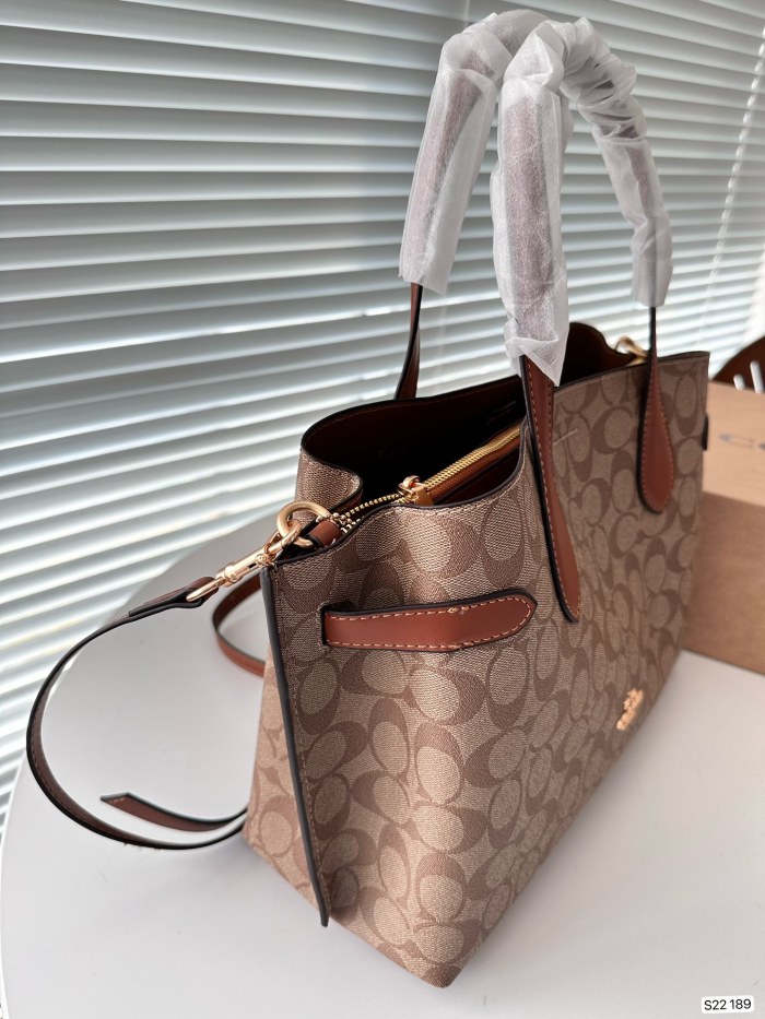 新作 Coachコーチ n級品 ハンドバック