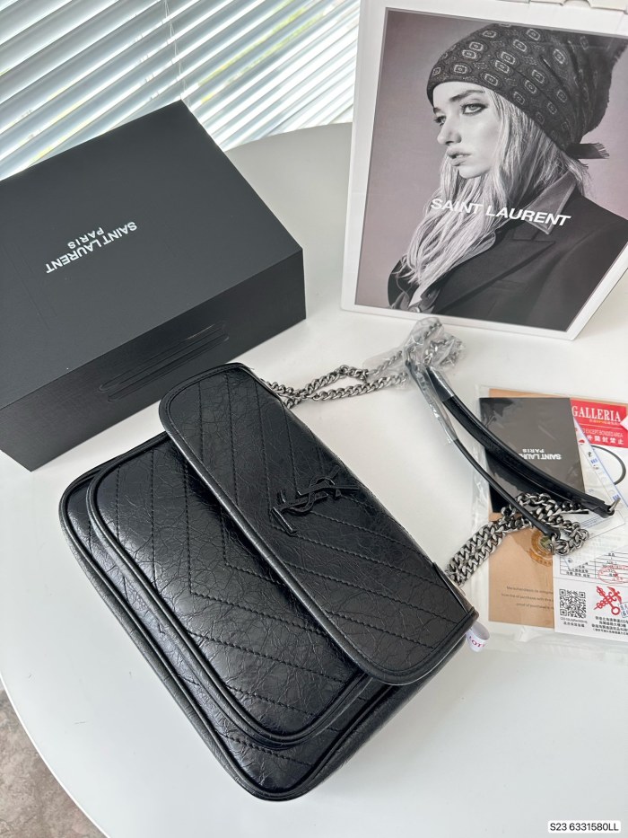 【限定】YSLイヴ サンローラン 激安偽物 ショルダーバッグ