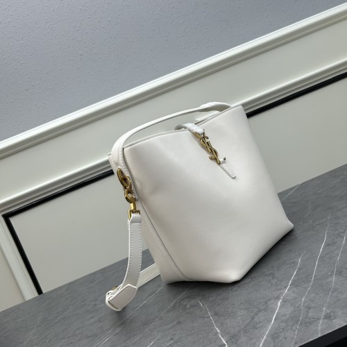 【話題商品！】YSLイヴ サンローラン 激安通販 ショルダーバッグ
