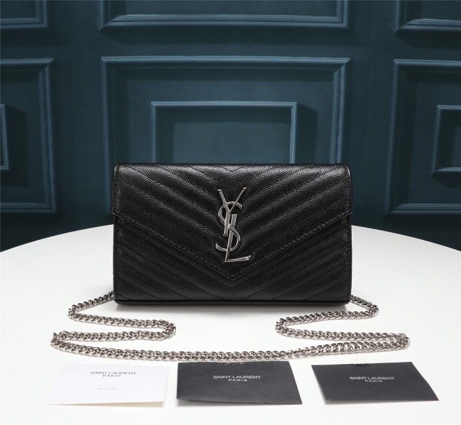 超奇跡の入荷☆ YSLイヴ サンローラン コピー ショルダーバッグ