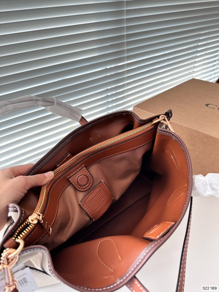 追跡付 Coachコーチ スーパーコピー ハンドバック