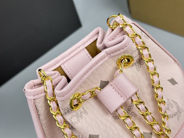 【限定】MCMエムシーエム n級品 リュックバック