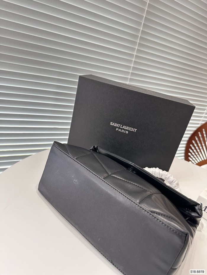超話題! YSLイヴ サンローラン スーパーコピー ショルダーバッグ