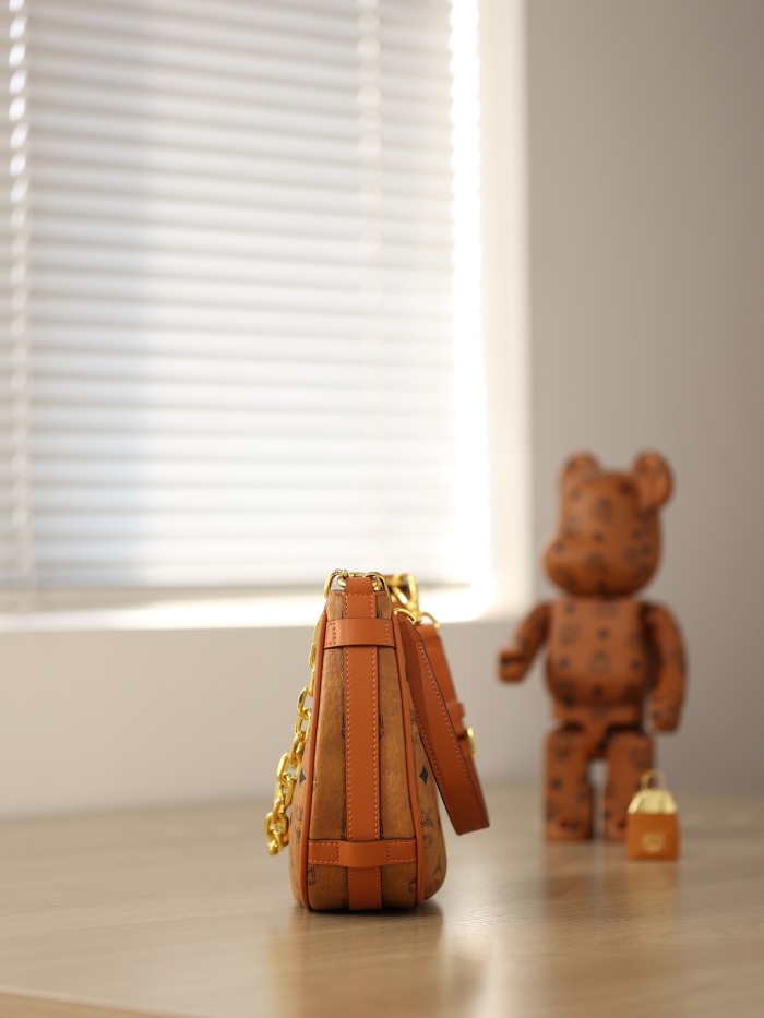 使い勝手良し MCMエムシーエム コピー ショルダーバック