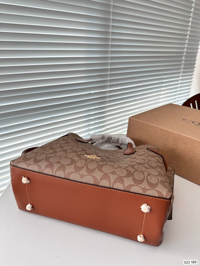 新作 Coachコーチ n級品 ハンドバック