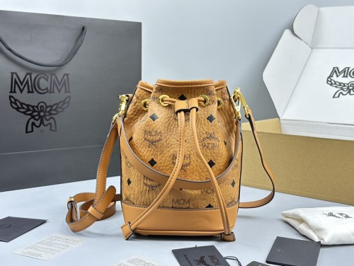 稀少 MCMエムシーエム n級品 ハンドバッグ