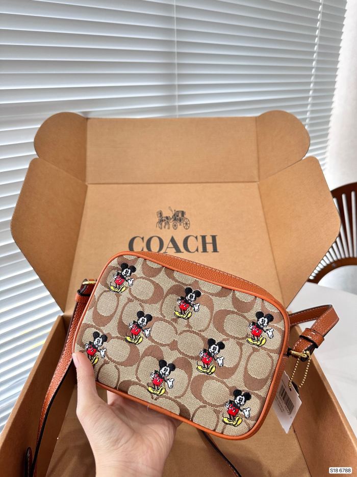 【限定】Coachコーチ 偽物通販 ショルダーバッグ