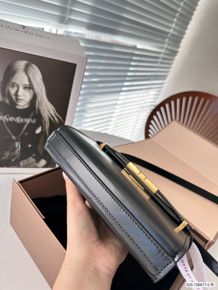 入手困難 YSLイヴ サンローラン コピーおすすめ ショルダーバッグ