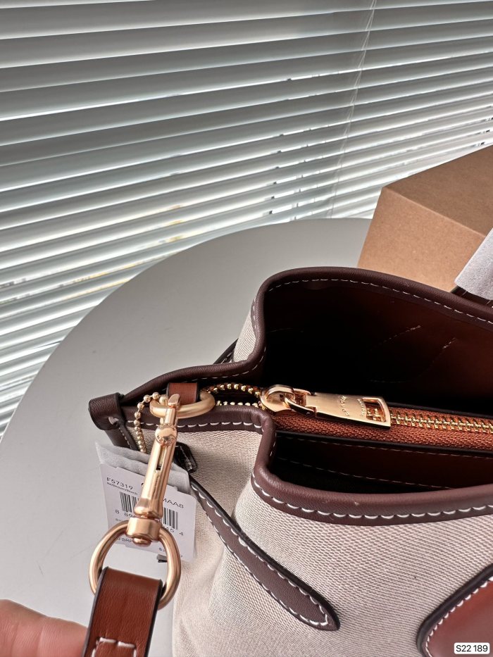 追跡付 Coachコーチ スーパーコピー ハンドバック