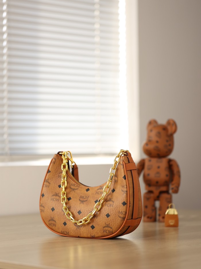 使い勝手良し MCMエムシーエム コピー ショルダーバック