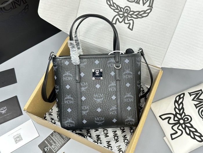 ★超人気 MCMエムシーエム コピー ハンドバッグ