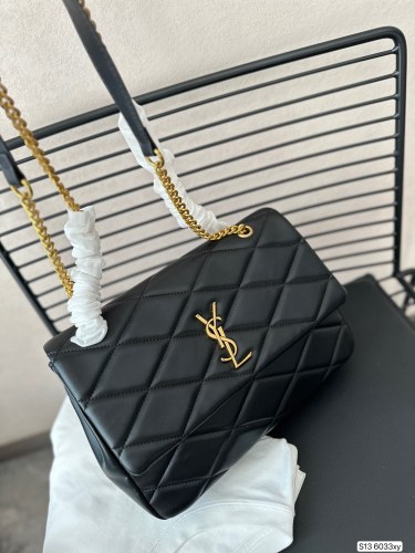 超奇跡の入荷☆ YSLイヴ サンローラン コピー ショルダーバッグ