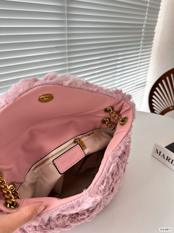 日本未入荷 YSLイヴ サンローラン コピーおすすめ ショルダーバッグ