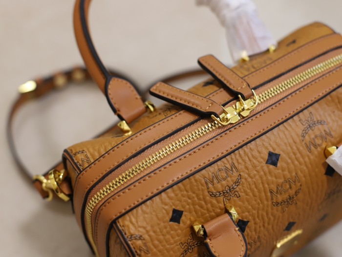 【話題商品！】MCMエムシーエム 激安偽物 ハンドバッグ