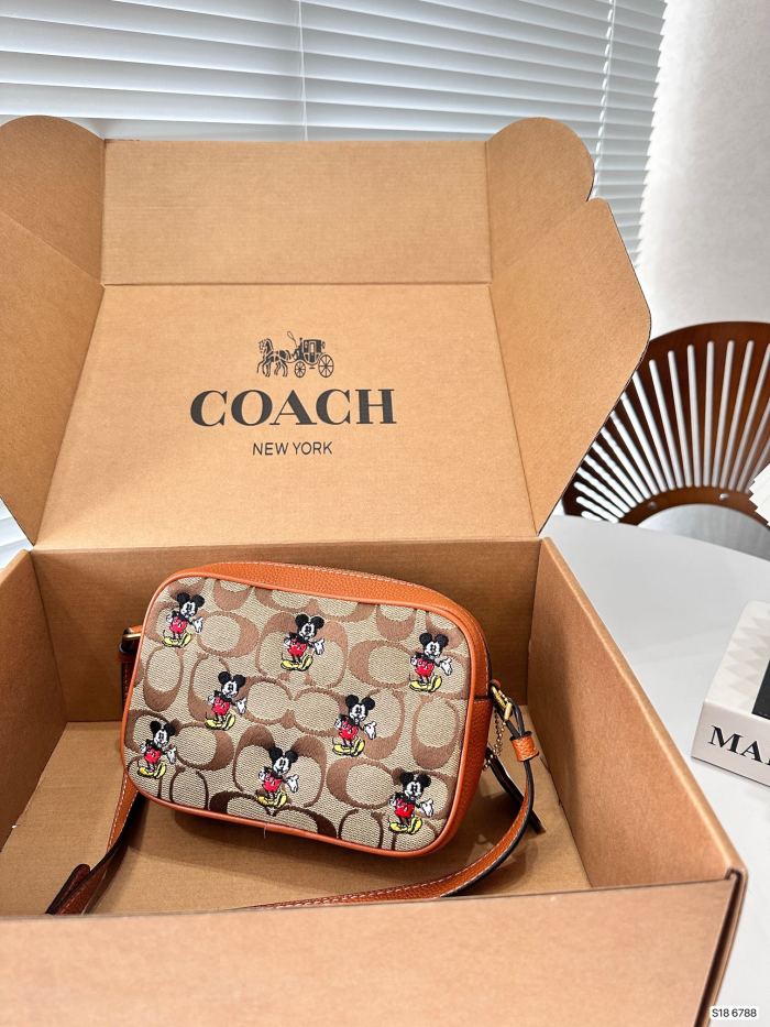 【限定】Coachコーチ 偽物通販 ショルダーバッグ