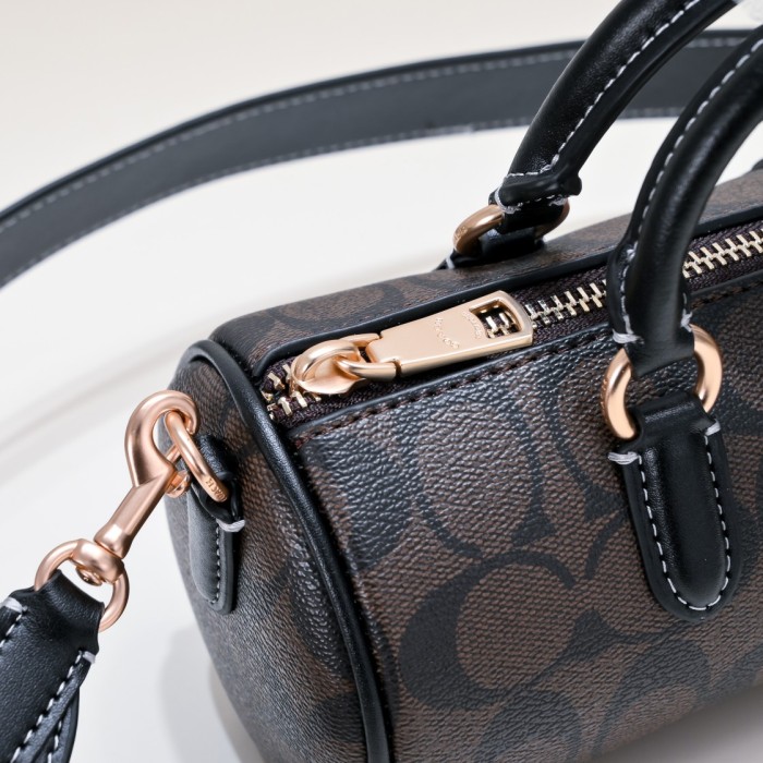 高品質Coachコーチ スーパーコピー ショルダーバッグ