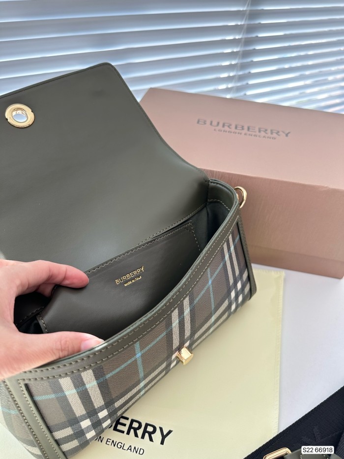 大人気 Burberry バーバリー スーパーコピー ショルダーバック