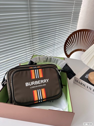 追跡付 Burberry バーバリー 偽物通販 レディース ショルダーバッグ