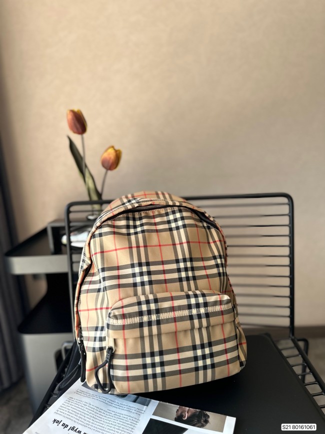 超話題! Burberry バーバリー 偽物通販 リュックバッグ