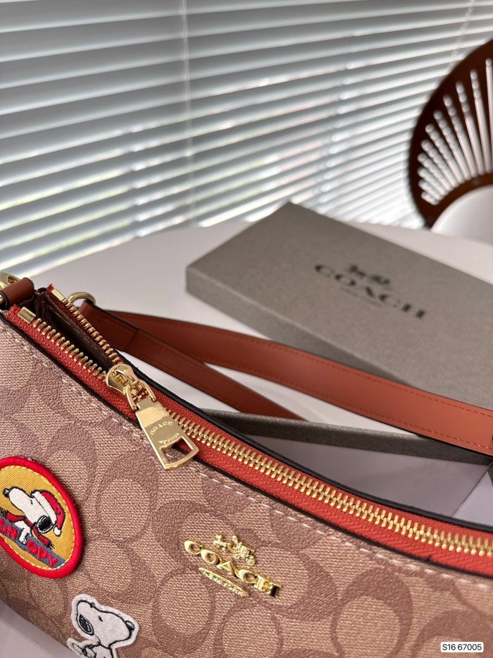 累積売上総額第１位！Coachコーチ コピー ショルダーバッグ