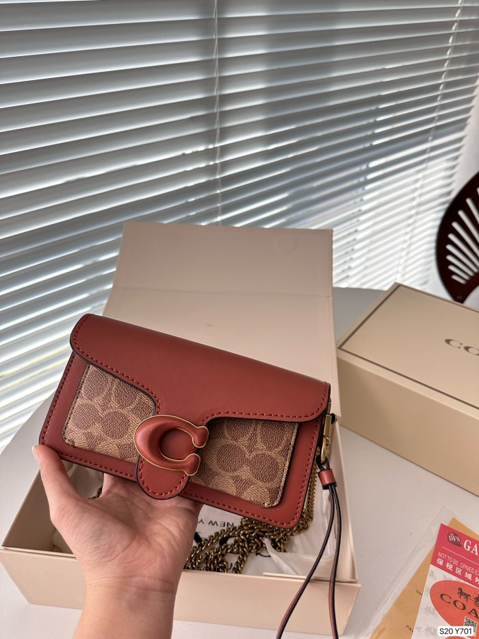 超話題! Coachコーチ n級品 ショルダーバッグ