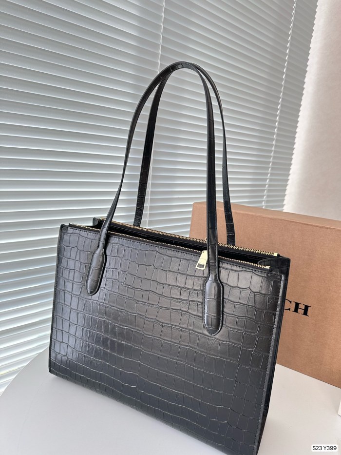 日本未入荷 Coachコーチ 激安偽物 ハンドバック