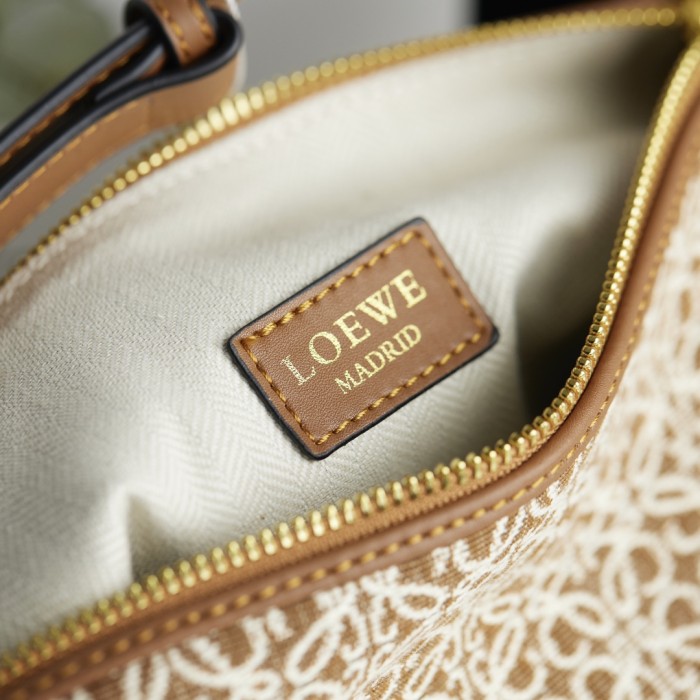 使い勝手良し Loeweロエベ 激安通販 レディースハンドバック
