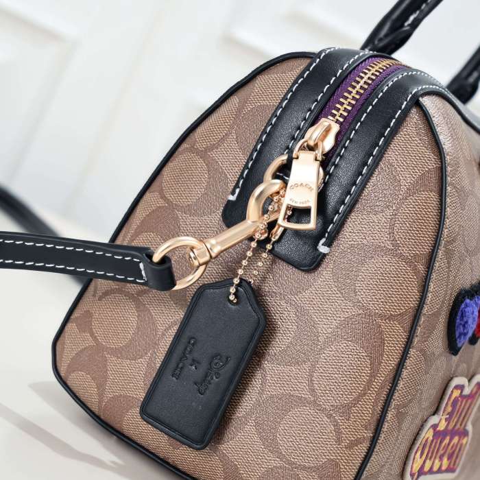 追跡付 Coachコーチ n級品 ショルダーバッグ