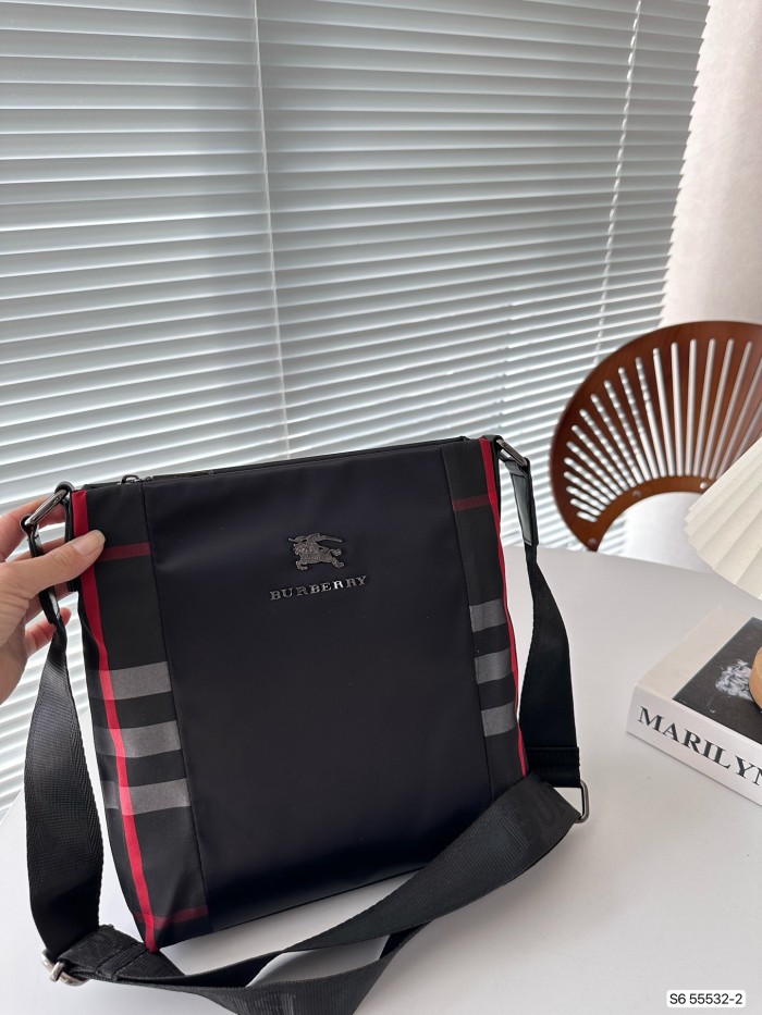 超奇跡の入荷☆ Burberry バーバリー コピー ショルダーバッグ