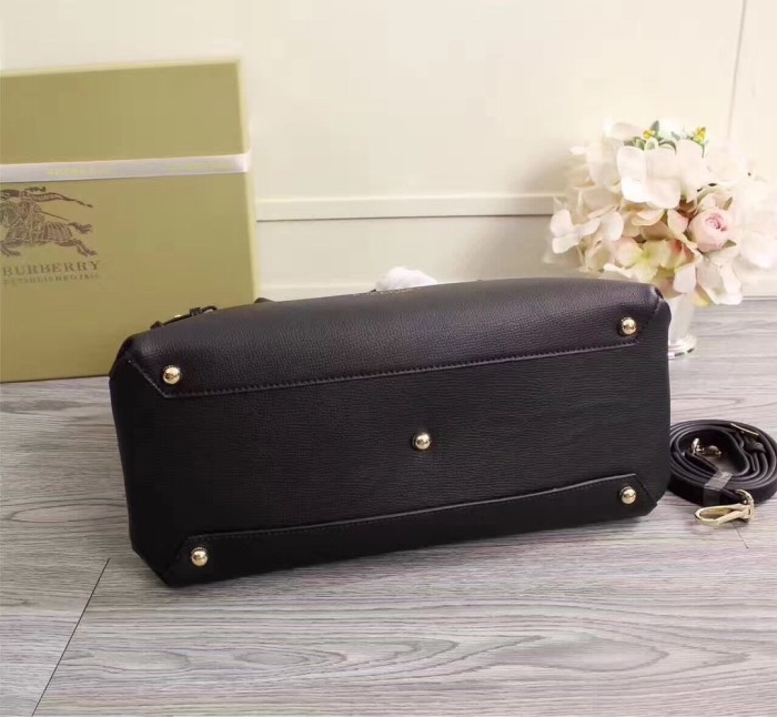 【話題商品！】Burberry バーバリー コピー レディースハンドバック
