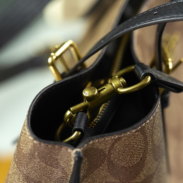 ★超人気 Coachコーチ 激安偽物 ハンドバック