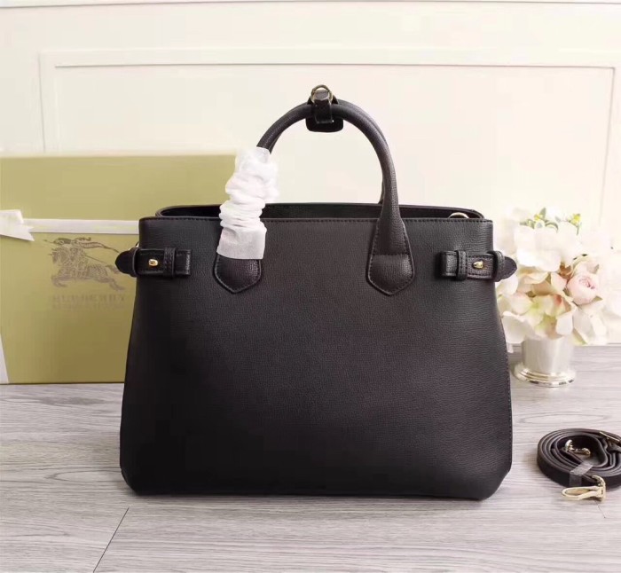 【話題商品！】Burberry バーバリー コピー レディースハンドバック