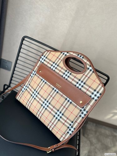 超奇跡の入荷☆ Burberry バーバリー 激安通販 レディース ショルダーバッグ