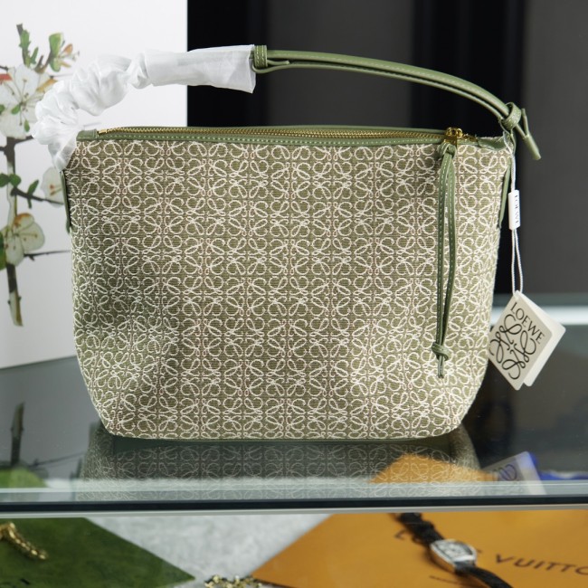累積売上総額第１位！Loeweロエベ コピー レディースハンドバック