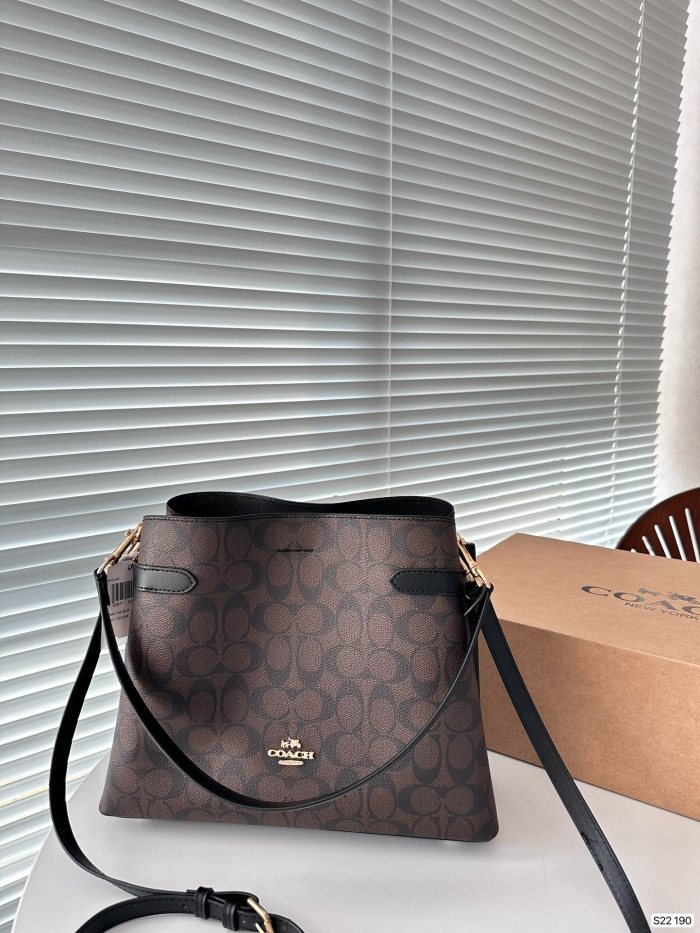 超話題! Coachコーチ スーパーコピー ショルダーバッグ