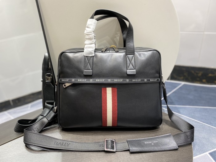 超奇跡の入荷☆ Ballyバリー 偽物通販 メンズハンドバック