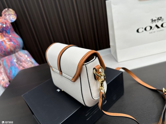 【話題商品！】Coachコーチ コピー ショルダーバッグ