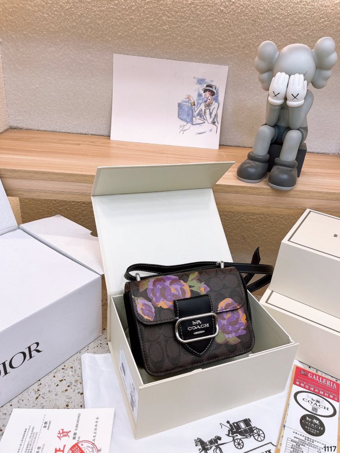 大人気 Coachコーチ 偽物通販 ショルダーバッグ