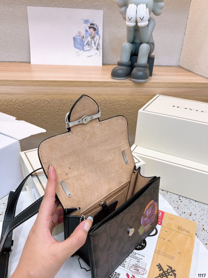 大人気 Coachコーチ 偽物通販 ショルダーバッグ