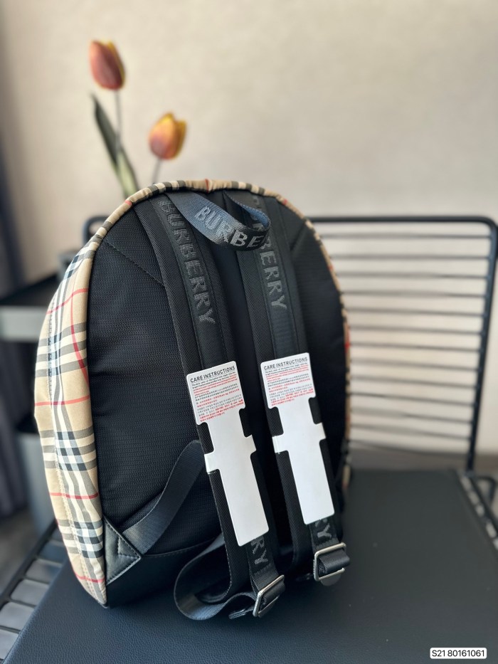 超話題! Burberry バーバリー 偽物通販 リュックバッグ