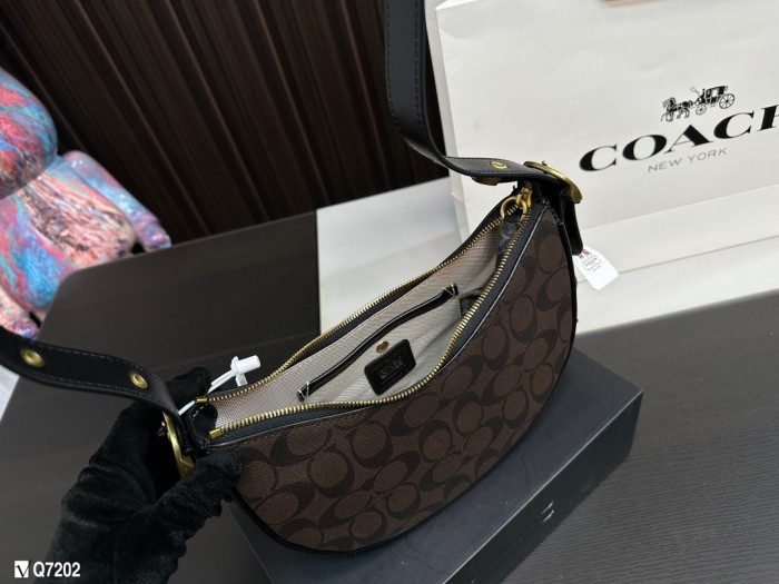 使い勝手良し Coachコーチ 激安偽物 ショルダーバッグ