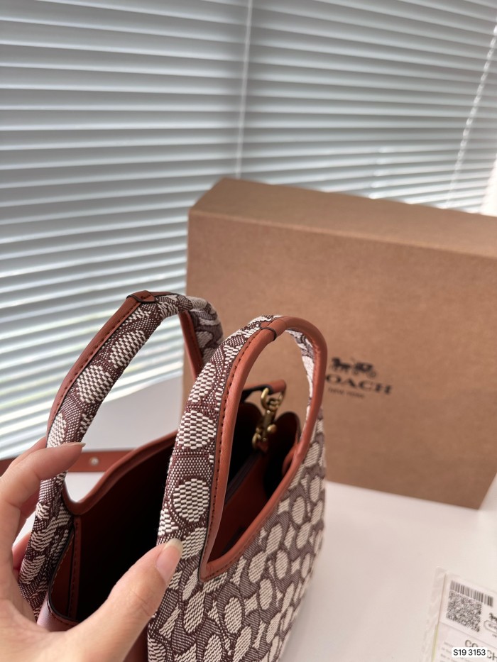 稀少 Coachコーチ 激安通販 ショルダーバッグ